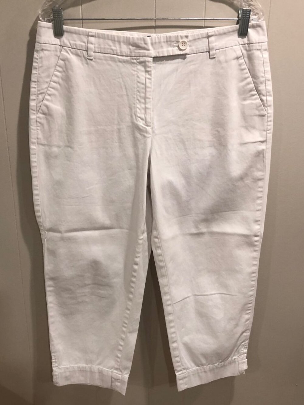 Talbot's "The Perfect Skimmer" Capri Pants, Size 10